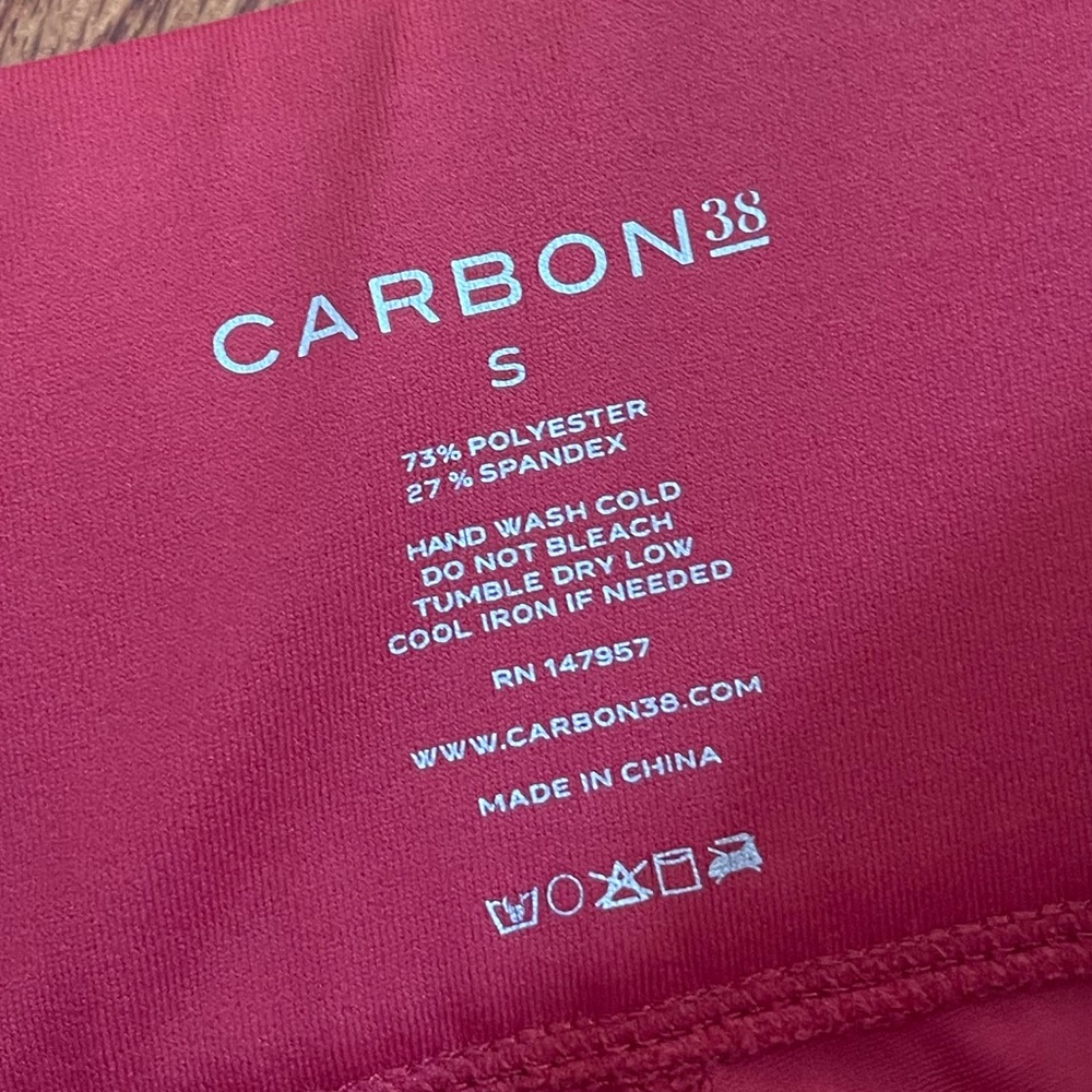 CARBON38 RED DAHLIA PADANG MACRAME LEGGINGS - Picture 6 of 6